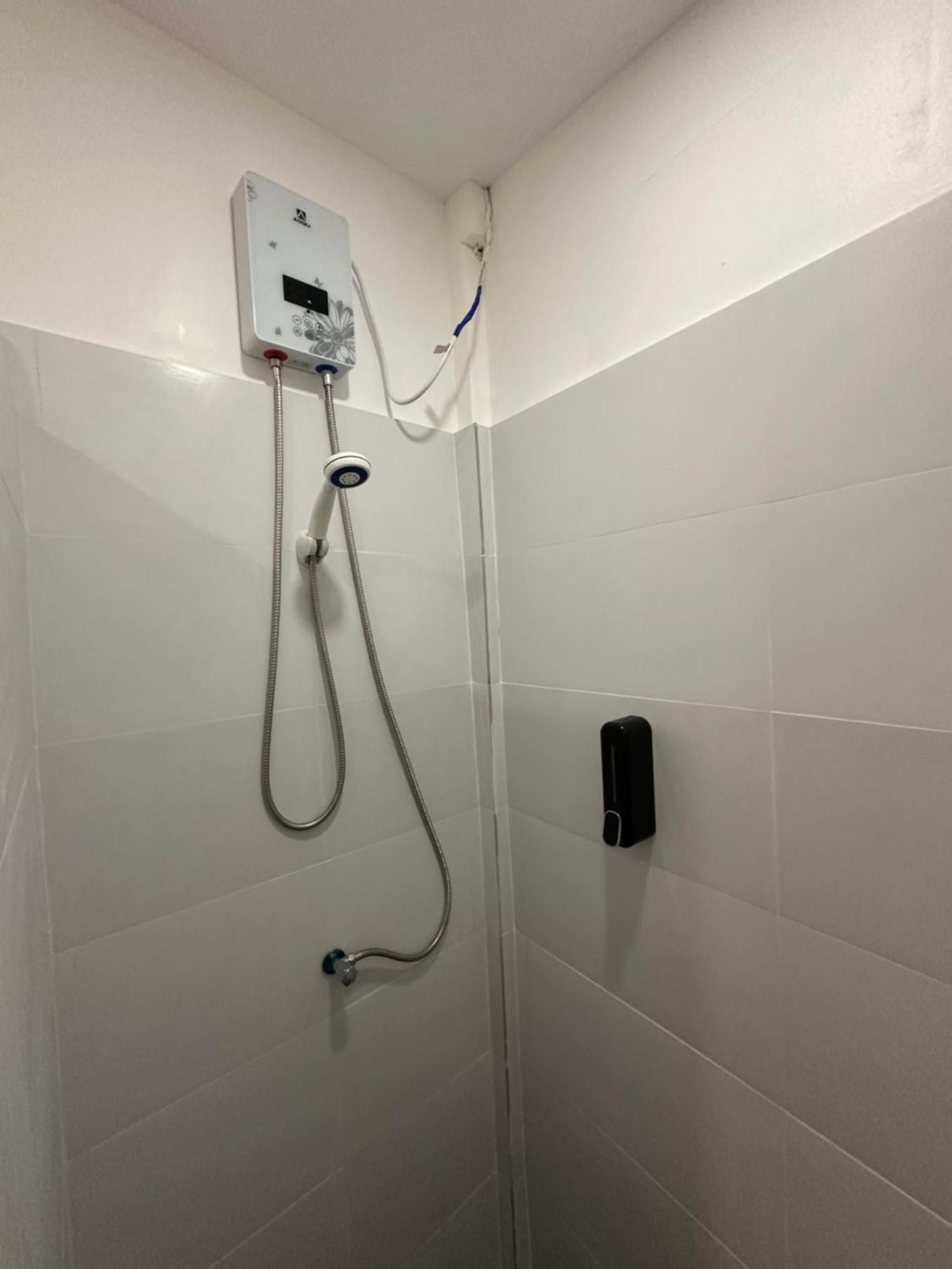 Kasamigos Guesthouse With Fast Internet Пуэрто-Принцеса Номер фото